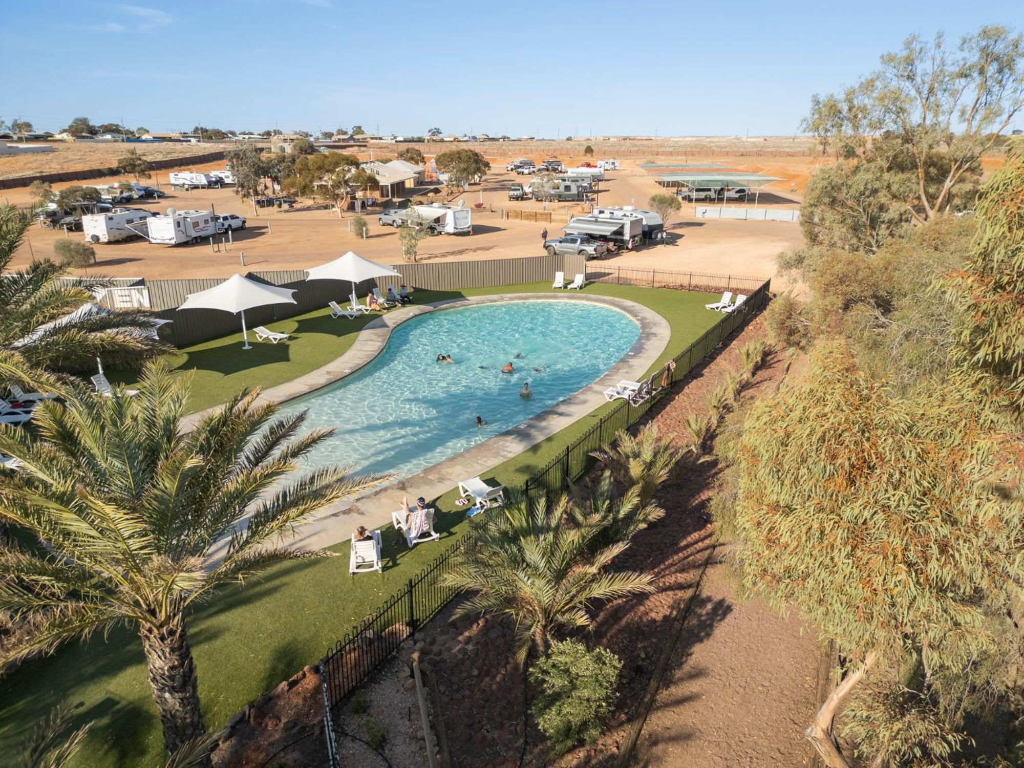 Big4 Stuart Range Outback Resort Coober Pedy Exterior photo