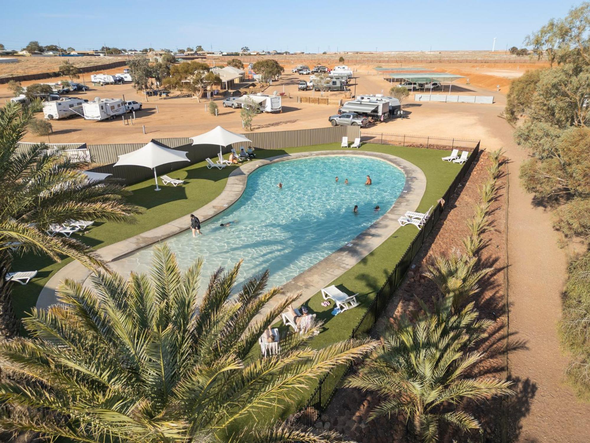Big4 Stuart Range Outback Resort Coober Pedy Exterior photo