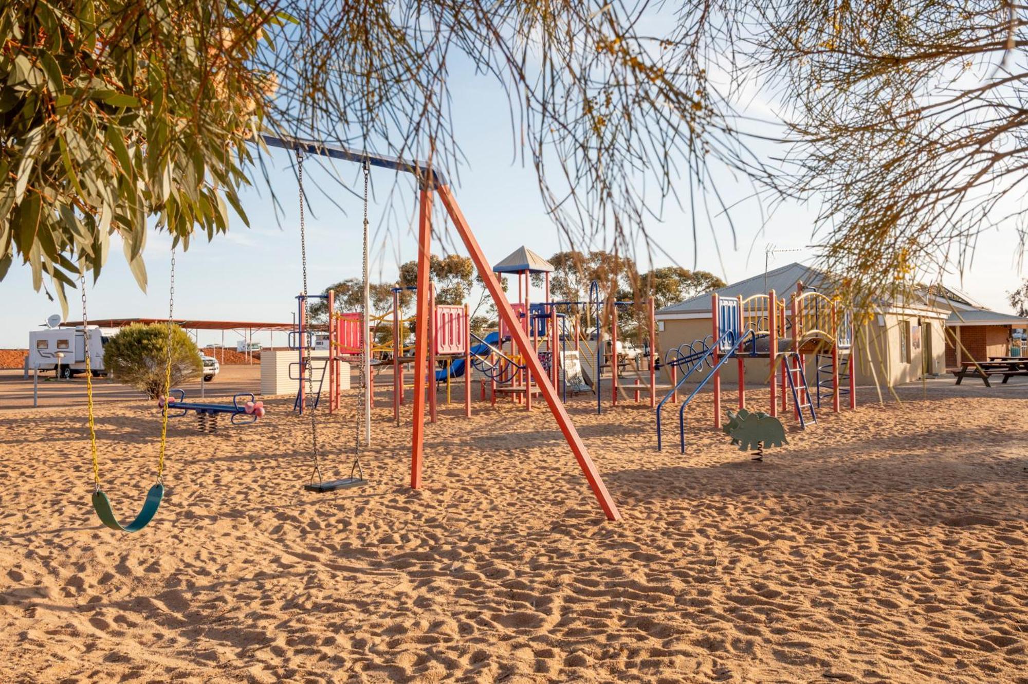 Big4 Stuart Range Outback Resort Coober Pedy Exterior photo